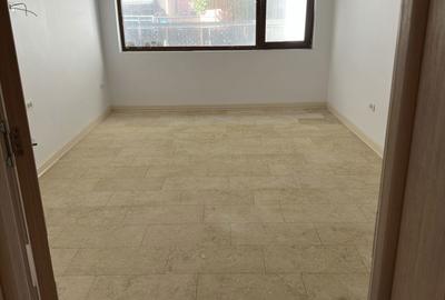 Spațiu comercial, de 40 mp, în Ultracentral - 2