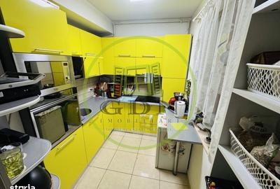 Apartament cu 3 camere semidecomandat în Jiului - 11