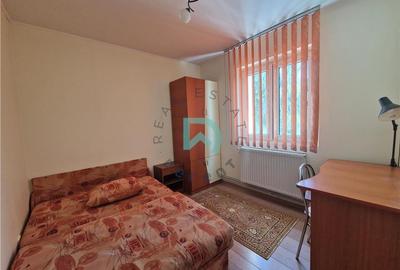 Apartament cu 2 camere semidecomandat, mobilat în Florilor - 4