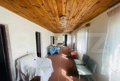 Casa pretabila activitati comerciale, 300 mp, zona Izvorul r - 10