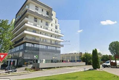 Spațiu comercial, de 58 mp, în 13 Decembrie - 15