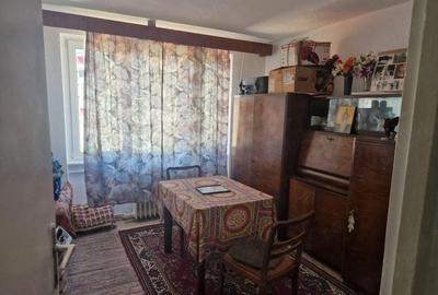 Apartament cu 3 camere decomandat în Take Ionescu - 1