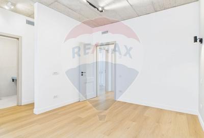 Vila luminoasa cu 4 camere si panouri solare in Amber FOREST Tunari - 14