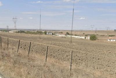Teren de 470 mp, în Poarta Albă - 3