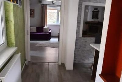 Casa -vila de vanzare, zona turistica, teren 750 mp - 2