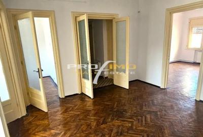 Apartament cu 6 camere decomandat în Central - 7
