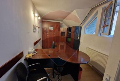 Casa / Vila P+1+M/ de inchiriat / 232 mp / Ultracentral - 6