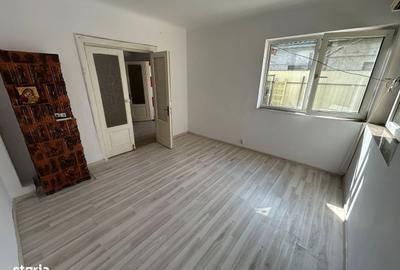 Casă cu 2 camere cu Teren 40 Mp în Ferentari - 4