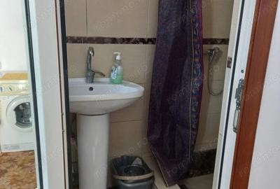Garsonieră decomandată în Berceni