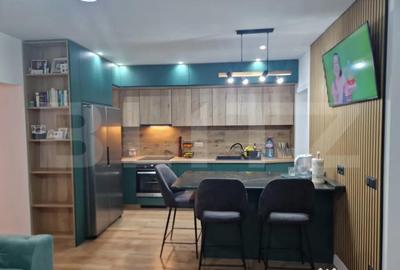 Casă cu 3 camere cu Teren 3600 Mp în Păulești