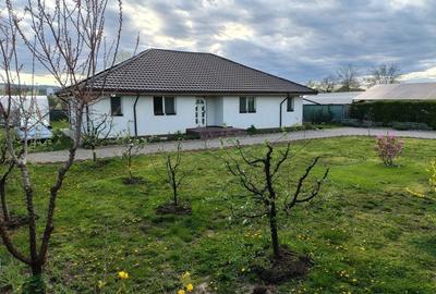 Casă cu 4 camere în Zănești - 4