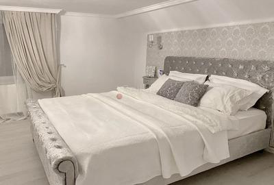 Proprietate compusa din 2 case - 14