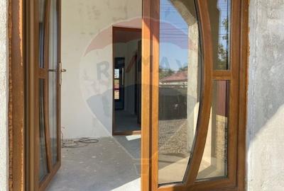 Vanzare vila cu 5 camere-Comuna Lunguletul/ Judetul Dambovita - 11