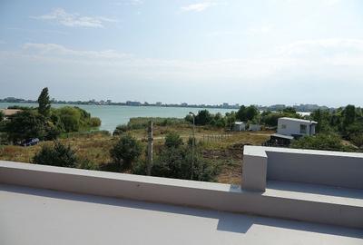 Casă individuală cu 7 camere cu Canalizare în Palazu Mare - 2