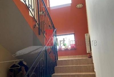 Casă cu 5 camere cu Teren 300 Mp în Pantelimon - 4