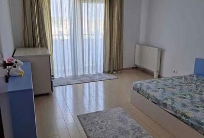 Apartament cu 3 camere decomandat, mobilat în Pajura - 3