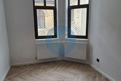 Casă cu 6 camere cu Teren 150 Mp în Capitale - 4