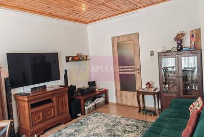 Apartament cu 4 camere de vanzare in Busteni - 1