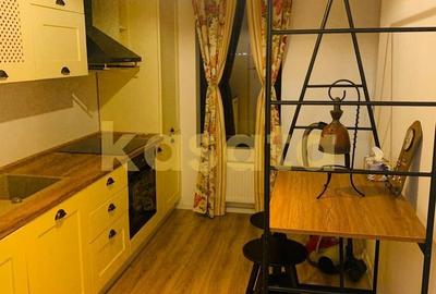Apartament cu 3 camere decomandat, mobilat în Sisești