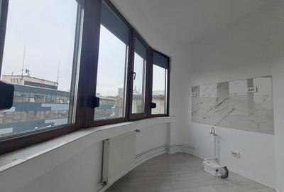 Apartament cu 5 camere decomandat în Moșilor - 9