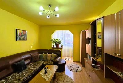 SUPER OFERTA! Apartament 3 camere, etaj 1 din 4. Zona linistita, Sacele - 1