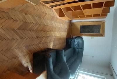 Apartament cu 3 camere semidecomandat în Govândari - 13