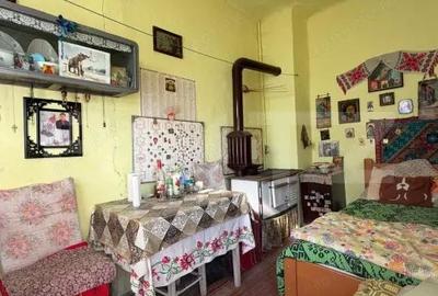 Casă cu 2 camere cu Teren 151 Mp în Central - 5