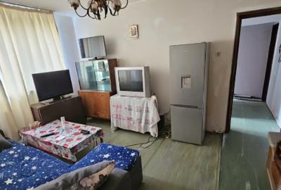 Apartament cu 3 camere semidecomandat în Apusului - 1
