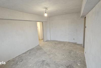 Apartament cu 2 camere semidecomandat în Sud - 2