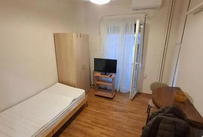 Garsonieră decomandată în Central - 1