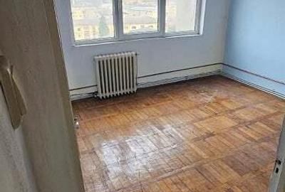 Apartament cu 3 camere semidecomandat în Govândari - 11