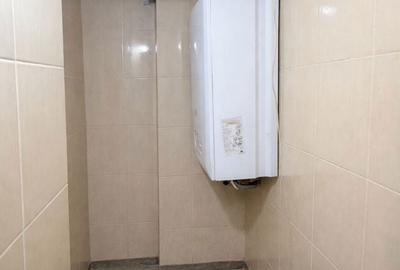 Apartament cu 4 camere decomandat în Calea București - 8