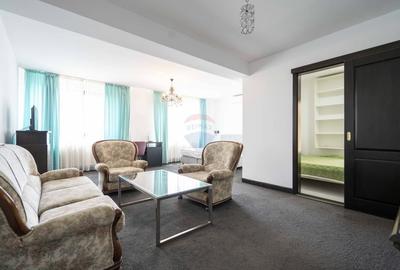 Casă individuală cu 10 camere cu Teren 925 Mp în Nufărul - 32