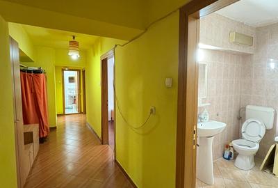 Apartament cu 3 camere decomandat în Decebal - 3