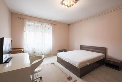 Apartament spațios cu 2 camere - terasă - str. Desseanu - COMISION 0%