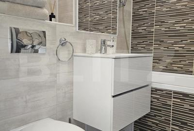 Apartament cu 3 camere semidecomandat în Craiovița Nouă - 16