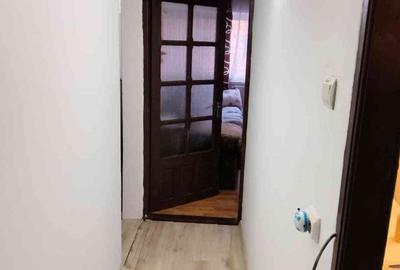Apartament cu 2 camere decomandat în 1 Mai - 1