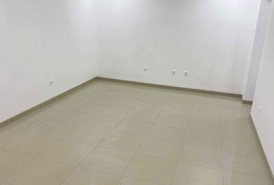 Spațiu comercial, de 43 mp, în Central - 5