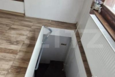 Spațiu comercial, de 45 mp, în Central - 4