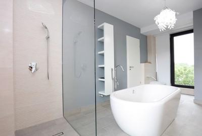 Casă cu 3 camere cu Teren 850 Mp în Central - 35