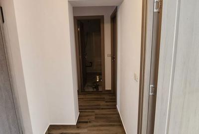 Apartament cu 3 camere decomandat în Șerbănești - 3