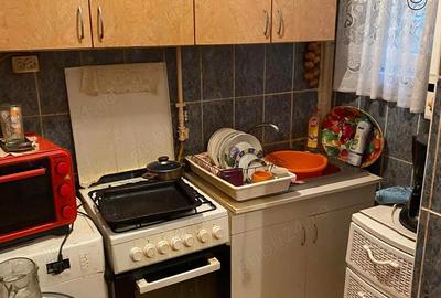 Apartament cu 2 camere decomandat în Micro 14 - 2