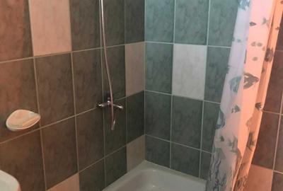 Casă individuală cu 5 camere cu Canalizare în Central - 7