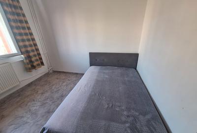 Garsonieră decomandată în UMT - 2