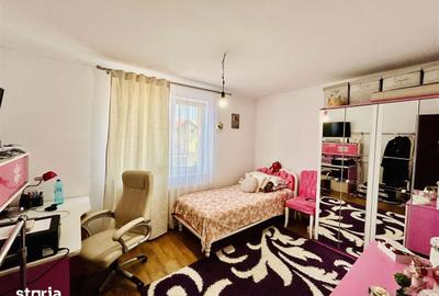 Casă cu 3 camere cu Teren 493 Mp în Central - 1
