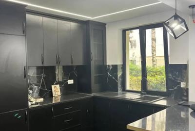 Apartament cu 2 camere semidecomandat, mobilat în Central - 3