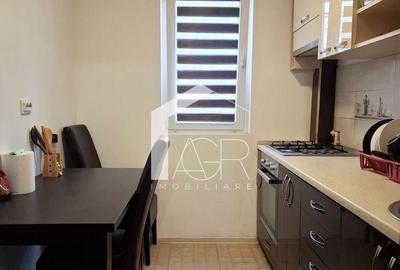 Apartament cu 3 camere decomandat în Republicii - 12