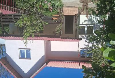 Casă cu 4 camere cu Teren 300 Mp în Berceni - 2