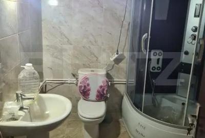 Casă cu 7 camere cu Teren 718 Mp în Central - 2