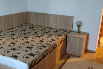 Apartament cu 2 camere decomandat -  Piata Centrala - 2